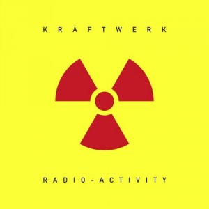 Afficher "Radio-Activity"